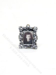 (image for) Miniature Silver Frames with Portraits for Dollhouses