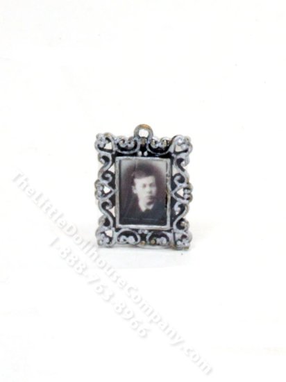 (image for) Miniature Silver Frames with Portraits for Dollhouses