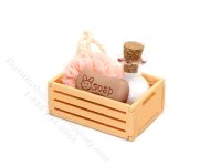 (image for) Miniature Playscale Bath Sets for Dollhouses