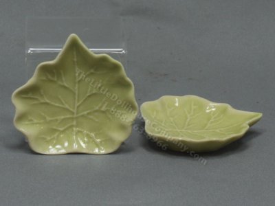 (image for) Miniature Green Ceramic Leaf Dish