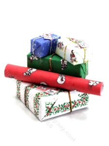 (image for) Miniature Christmas Gifts Wrapping Stack for Dollhouses