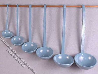 (image for) Miniature Blue Spoon for Dollhouses (1 per pack)