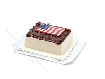 (image for) Miniature American Flag Sheet Cake for Dollhouses