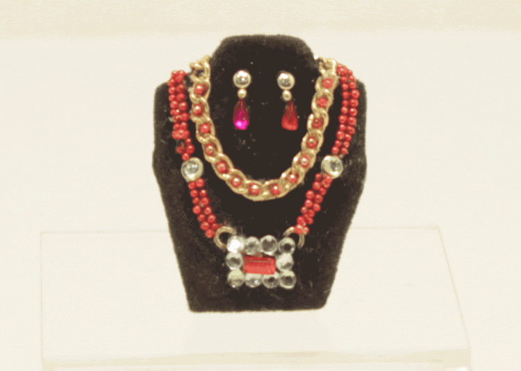 (image for) Miniature 4-Piece Ruby and Gold Jewelry Set by Judith Blondell