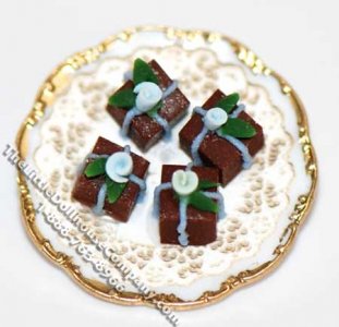 (image for) Dollhouse Scale Model Chocolate Petit Fours