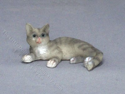 (image for) Miniature Lounging Grey Cat for Dollhouses