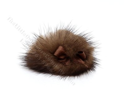 (image for) Miniature Mink Fur Hat for Dollhouses