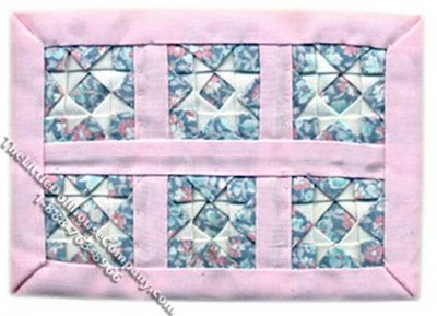 (image for) Miniature Pink Star Baby Quilt for Dollhouses