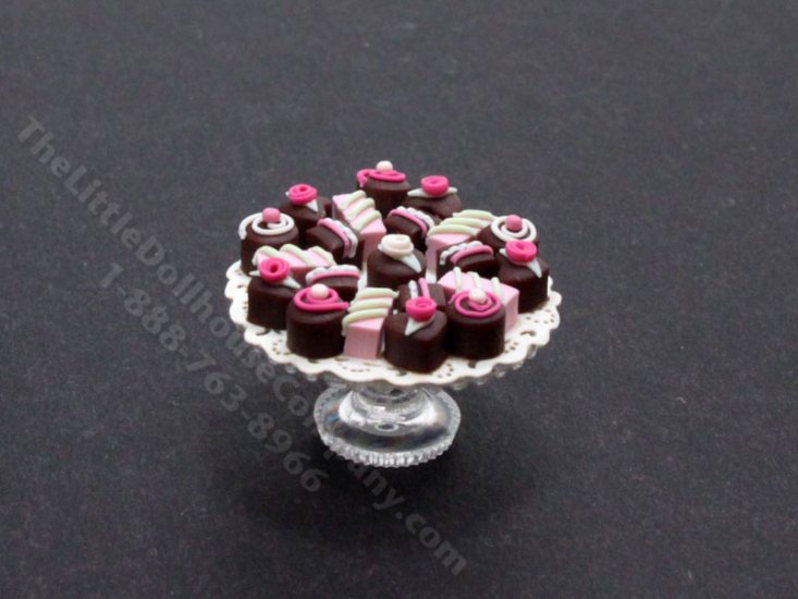(image for) Miniature Chocolates on a Pedestal for Dollhouses