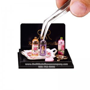 (image for) Shampoo Set on Tray with Handmirror and Soap