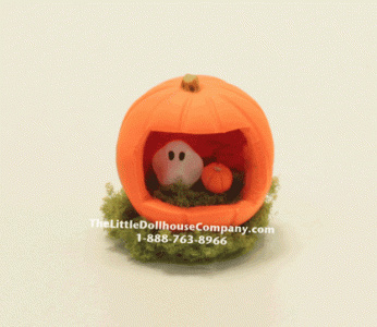 (image for) Miniature Ghost Scene In Pumpkin for Dollhouses