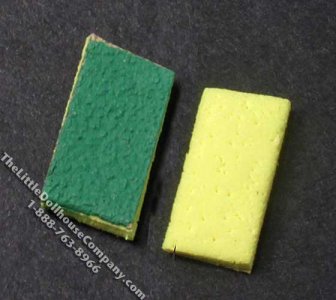 (image for) Miniature Scrubbie Scouring Sponge pad for Dollhouses (1/pk)