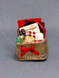 (image for) Vintage Miniature Sewing Basket