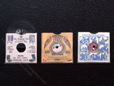 (image for) Miniature Vinyl Record for Dollhouses (1pc)
