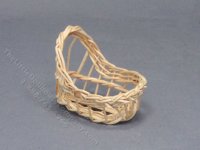 (image for) Miniature Wicker Baby Basket for Dollhouses
