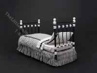 (image for) Miniature Wrought Iron Twin/Single Bed for Dollhouses - Black & White