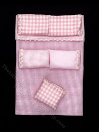 (image for) Miniature Pink Gingham Bedding for Dollhouses