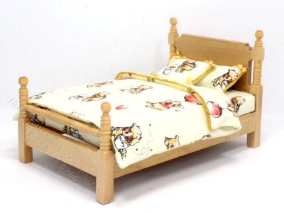 (image for) Miniature Oak Bed with Winnie The Pooh Bear Bedding