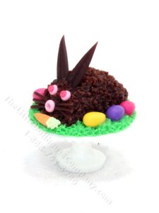 (image for) Miniature Easter Bunny Cake for Dollhouses
