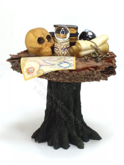 (image for) Miniature Dressed Round Wizard's Table with Tree Stump Base