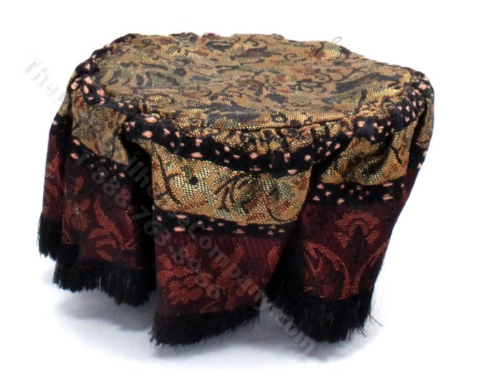 (image for) Miniature Round Table with Metallic Floral Tablecloth
