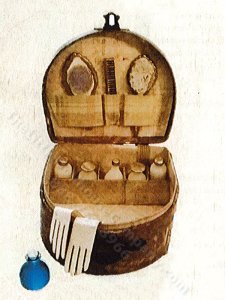 (image for) Miniature Round Vanity Case Kit