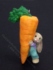 (image for) Dollhouse Miniature Bunny with a Big Carrot