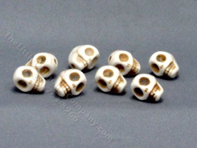(image for) 1/2" Miniature Skulls for Dollhouses (1/pkg)