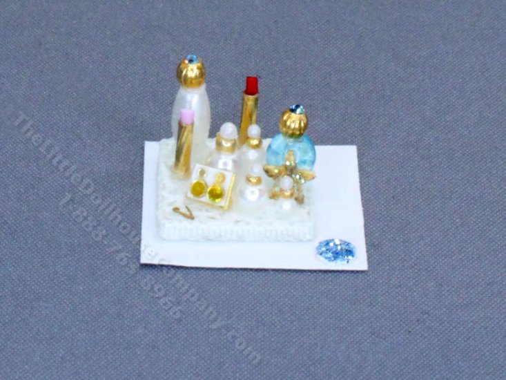 (image for) Miniature Square Vanity Set by Cheryl Warder
