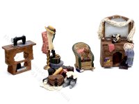 (image for) Avon Victorian Memories Half Scale 5 Piece Grandma's Attic Set