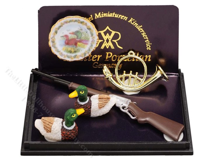 Miniautre Hunting Gear for Dollhouses [ROP 1.727/6 17276] The Little