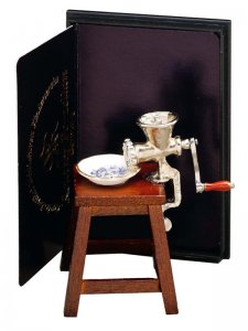 (image for) Miniature Meat Grinder on Stool, Blue Onion Gold for Dollhouses