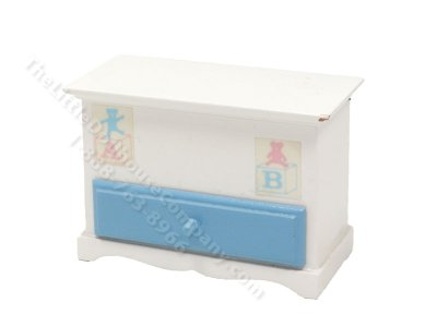 (image for) Vintage Miniature Toy Chest for Dollhouses