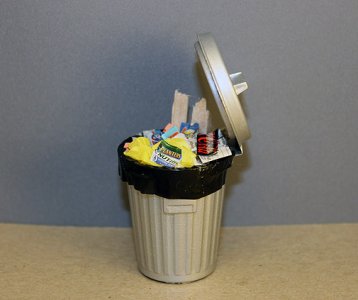 (image for) Garbage Pail with Garbage