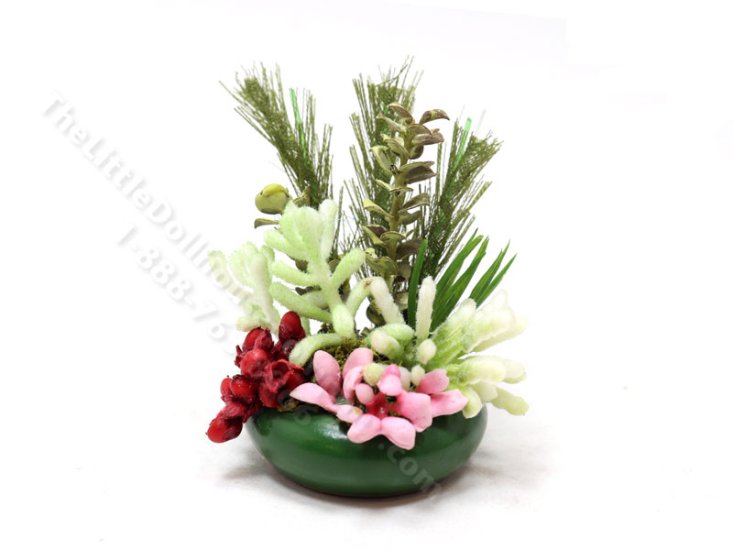 (image for) Vintage Miniature Floral Arrangement for Dollhouses