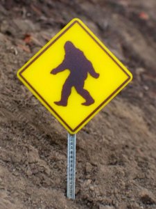 (image for) Miniature Bigfoot Crossing Sign for Dollhouses