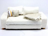 (image for) Miniature White Fleece Sofa and Blanket for Dollhouses