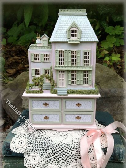 (image for) 1:144 Scale Miniature Secret House - Willowmere Kit