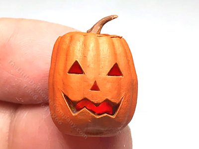 (image for) Miniature Halloween Jack O' Lantern Kit
