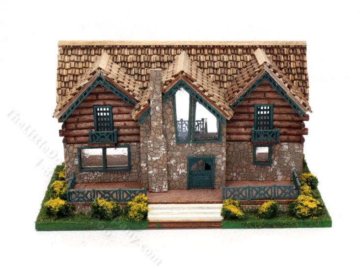 (image for) 1:144 Scale Eliana Vacation Home Assembled Dollhouse