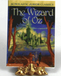 (image for) Miniature 'Wizard of Oz' L. Frank Baum