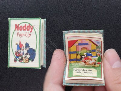 (image for) Miniature Pop-Up Book: Noddy and Friends