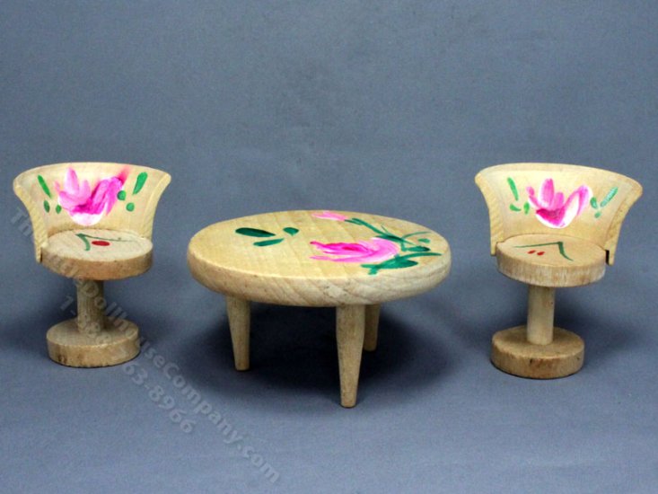 (image for) Vintage Hand Painted Miniature Rose Table and Chairs