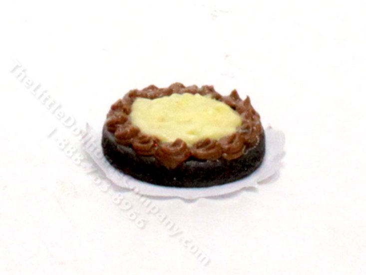 (image for) Miniature Round Chocolate and Custard Cake for Dollhouses
