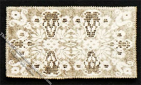 (image for) Miniature Laser Cut Doily Place Mat for Dollhouses