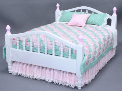 (image for) Miniature White Bed Dressed in Green and Pink Quilt