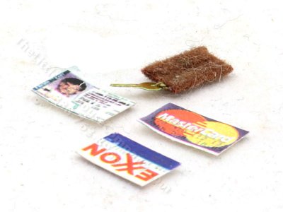 (image for) Miniature Credit Cards and House Key