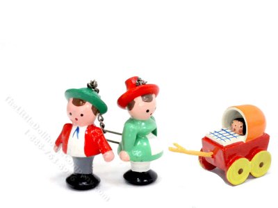 (image for) Miniature Wooden Doll Family for Dollhouses