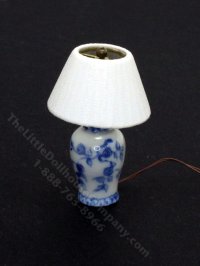 (image for) Vintage Miniature Porcelain Lamp for Dollhouses