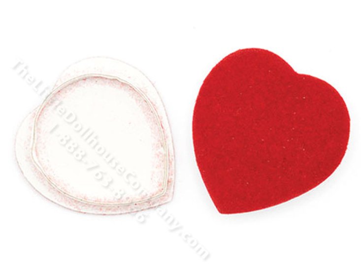 (image for) Miniature Empty Valentine's Box for Dollhouses